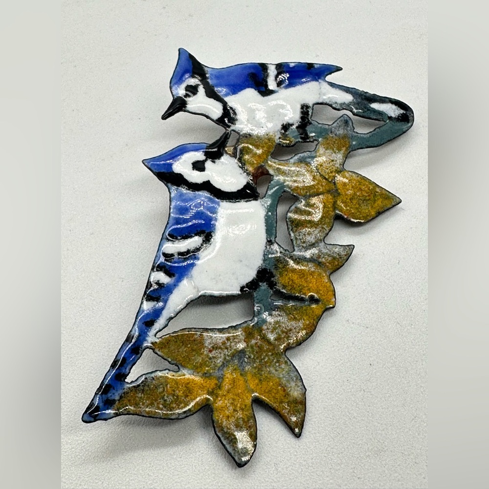 Blue Jay Branch Enamel Bird Brooch Pin Figural Large Statement Animal - Picture 2 of 3